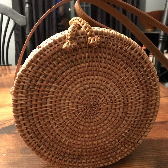 Straw Studios Rattan Purse - Picture 3 of 4